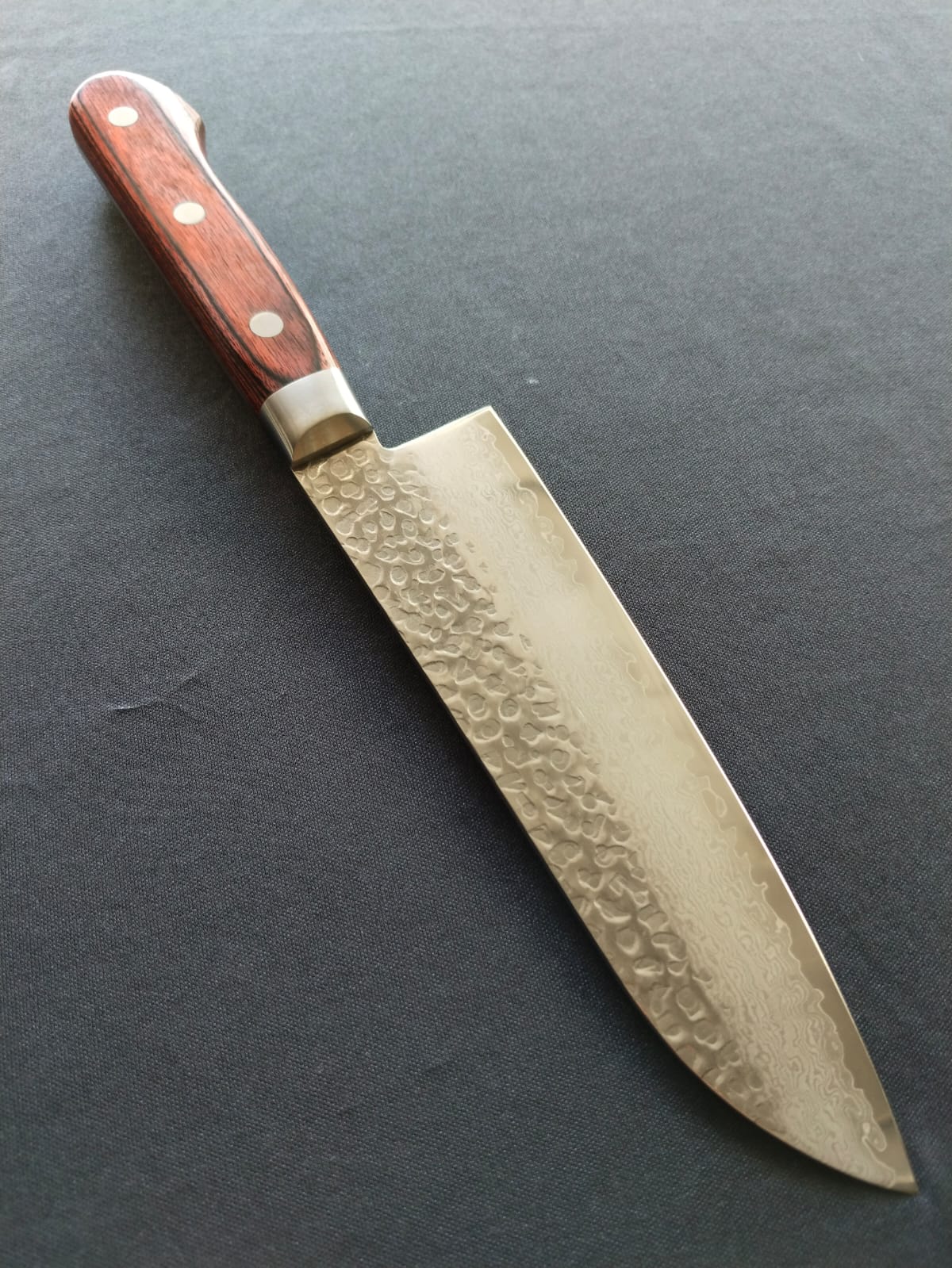 UNIVERSAL DAMASCO Santoku