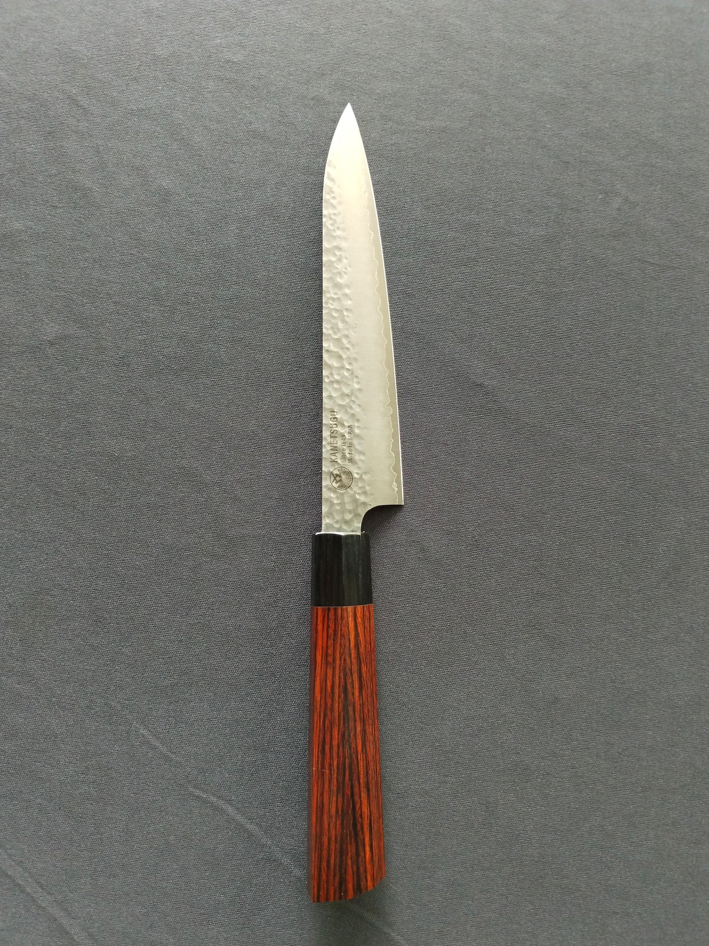 Cuchillos Japoneses Heptagon Wood Petty 150mm