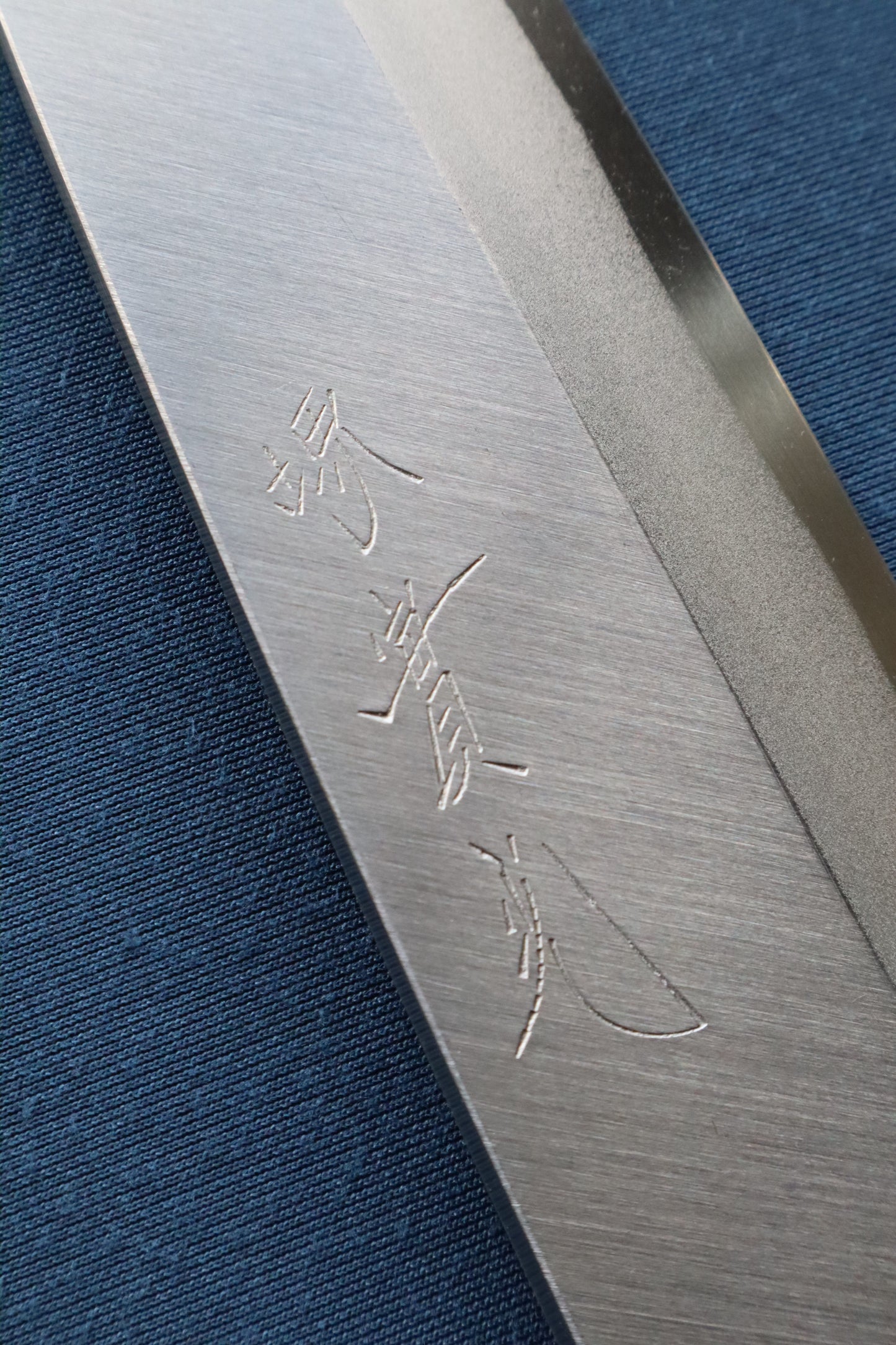 MIOROSHI BETSUUCHI BLANCO 3