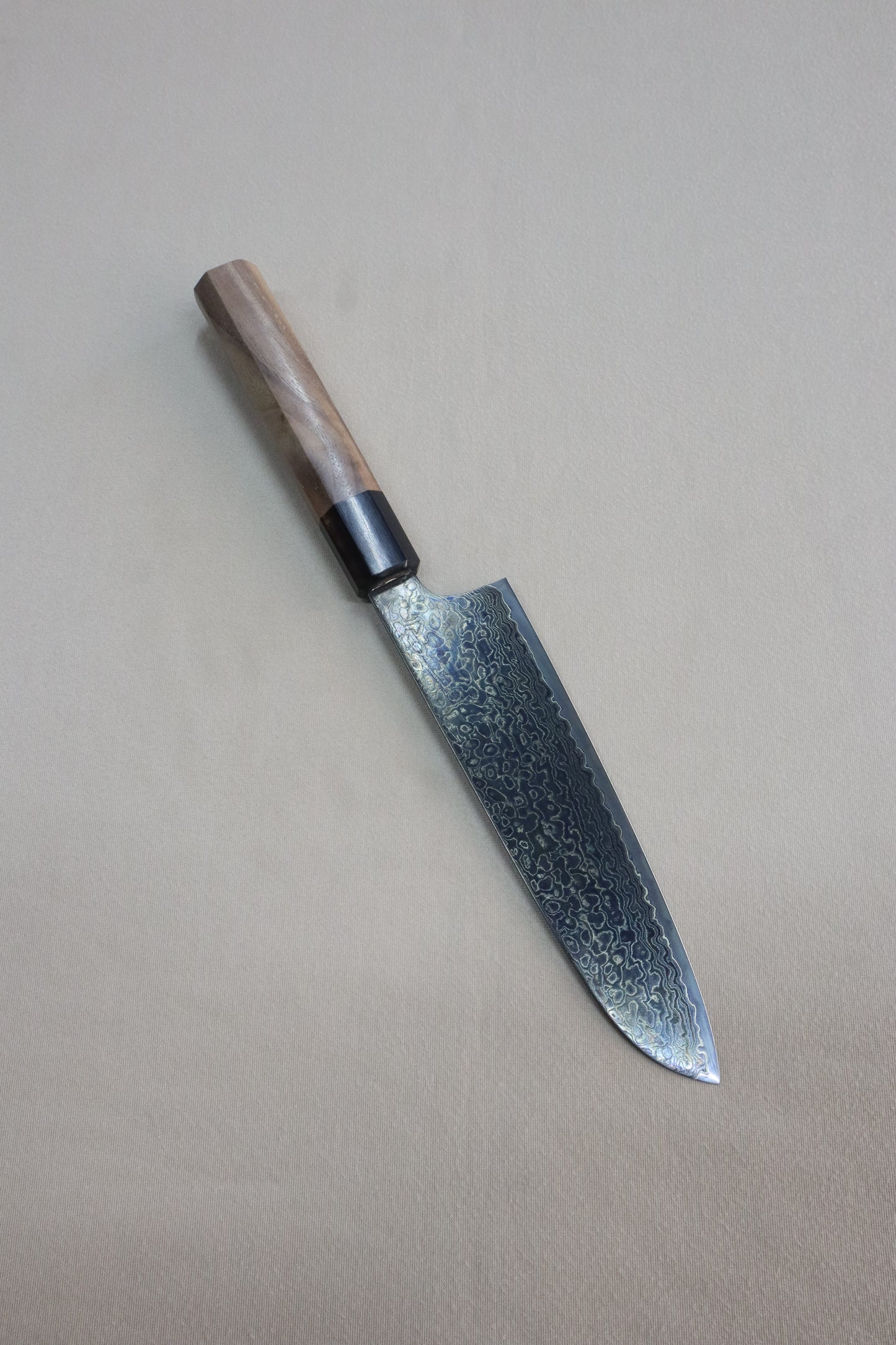 ZA 18 KUROSOME DAMASCUS SANTOKU 180MM