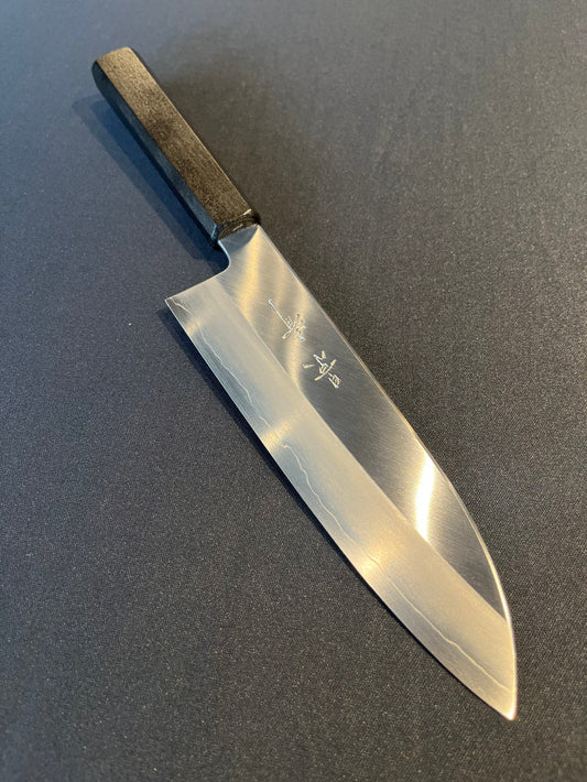 Afilado de cuchillo de doble filo