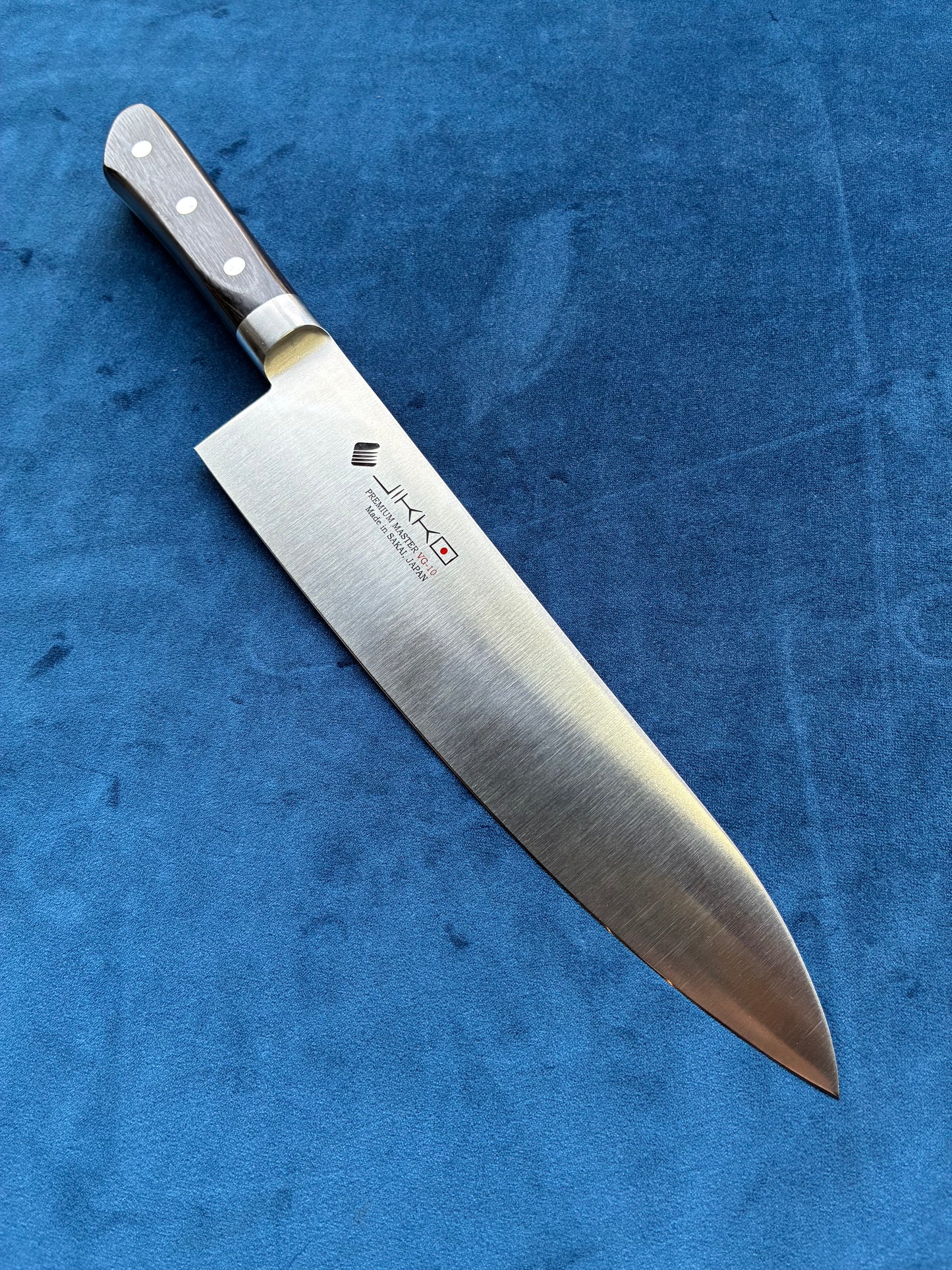 Premium Jikko Yo Deba