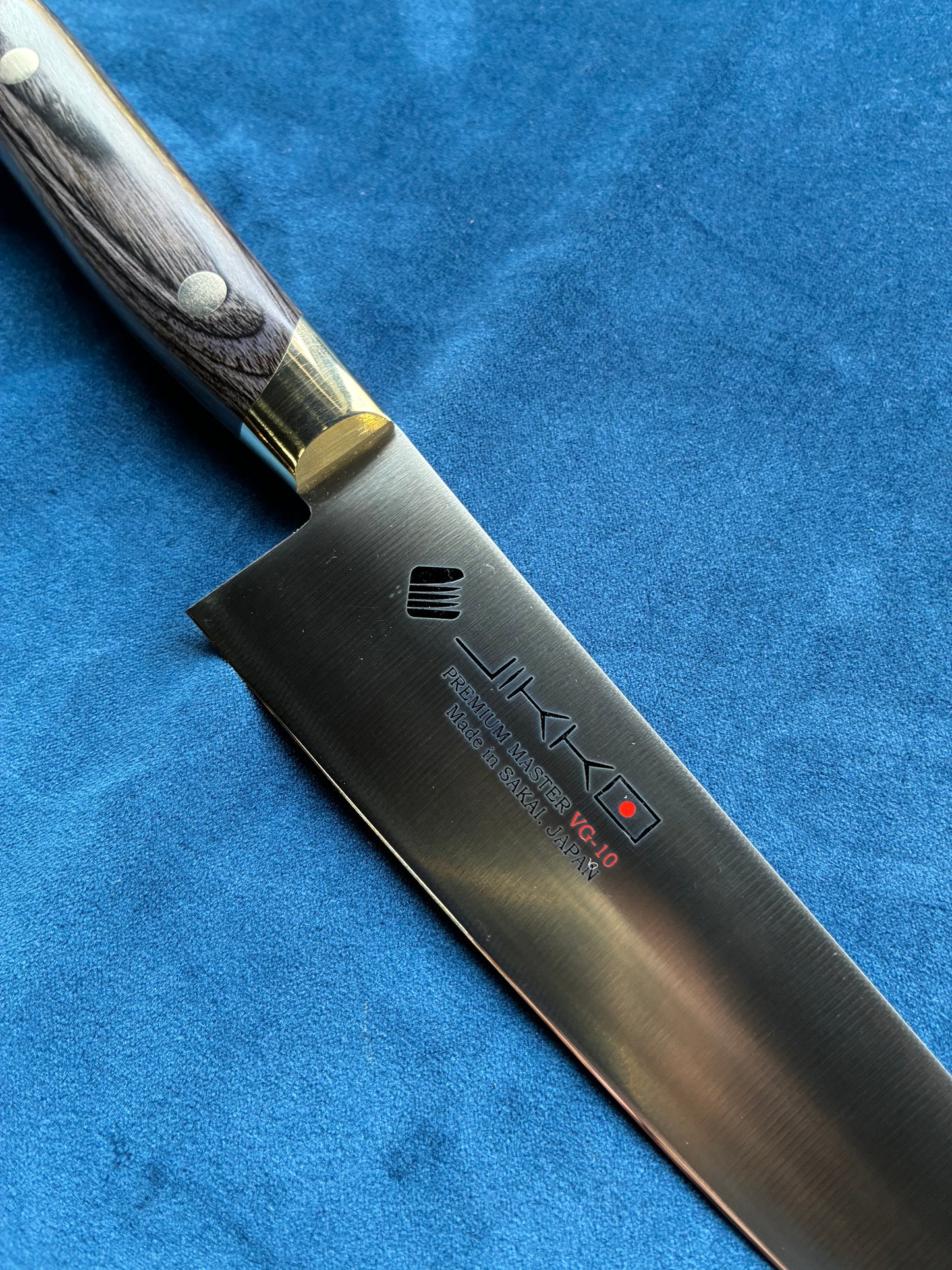 Premium Jikko Gyuto 180mm