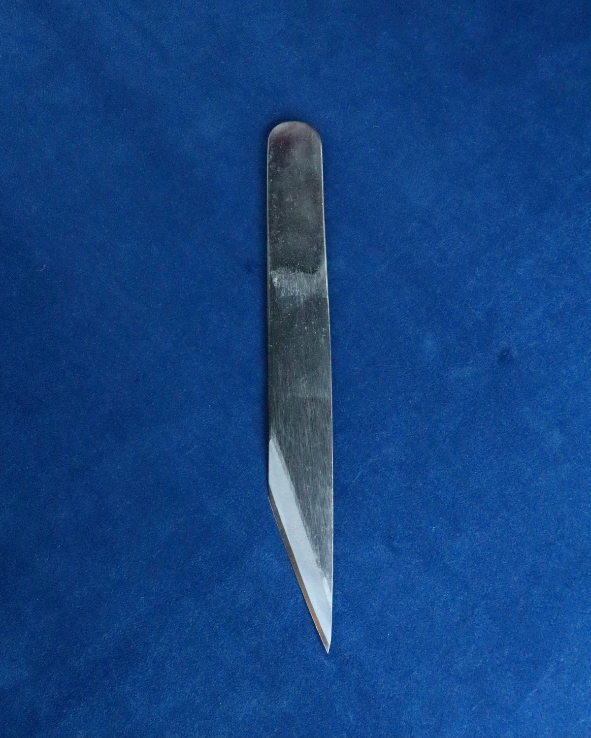 Kiridashi Kogatana Kuro con Saya
