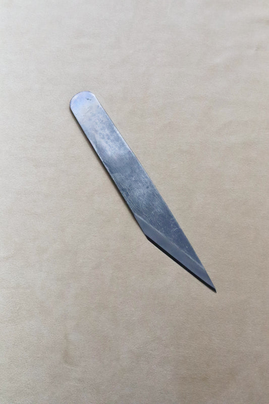 Kiridashi Kogatana Kuro