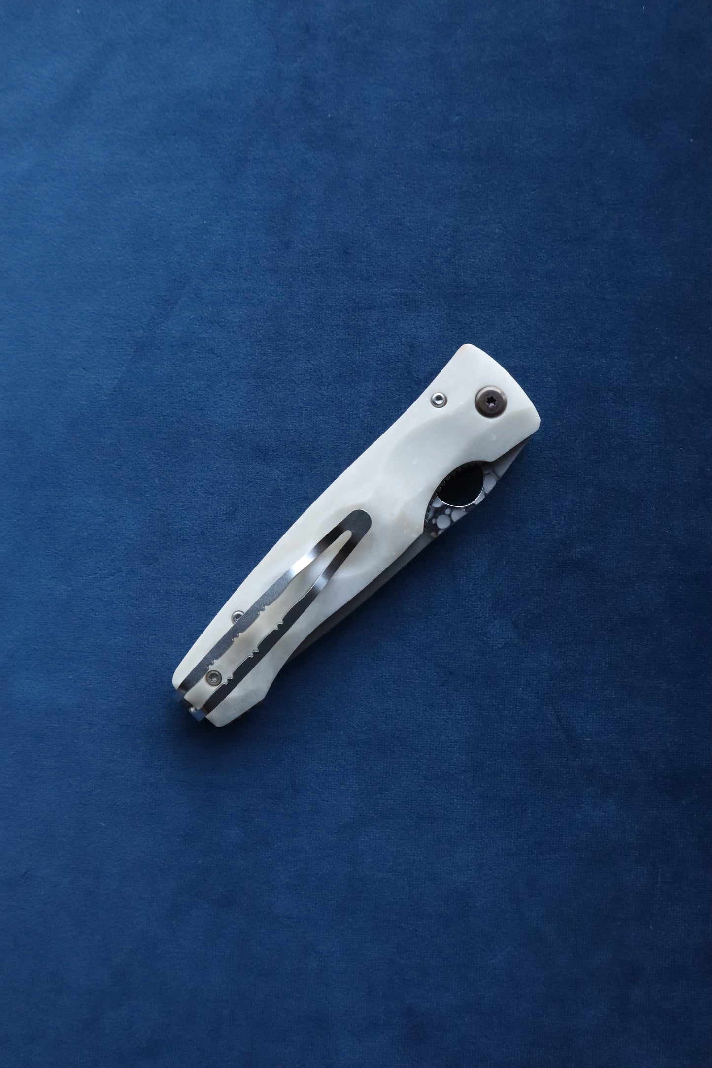 MCUSTA Elite MC-0126G